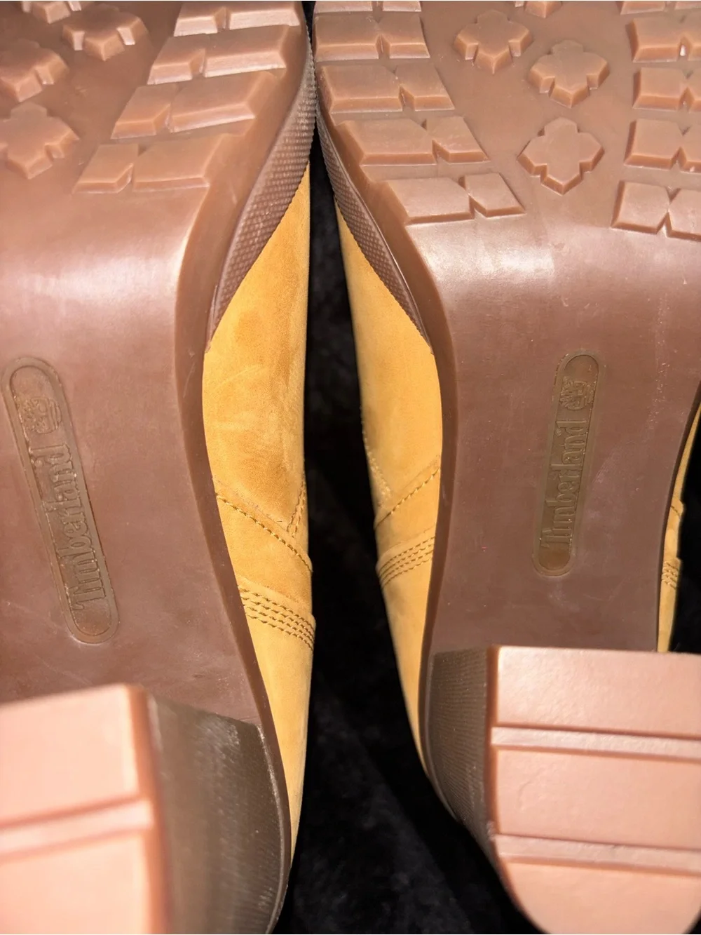Timberland Women's Wheat/Chocolate Lace-Up Nubuck Boots